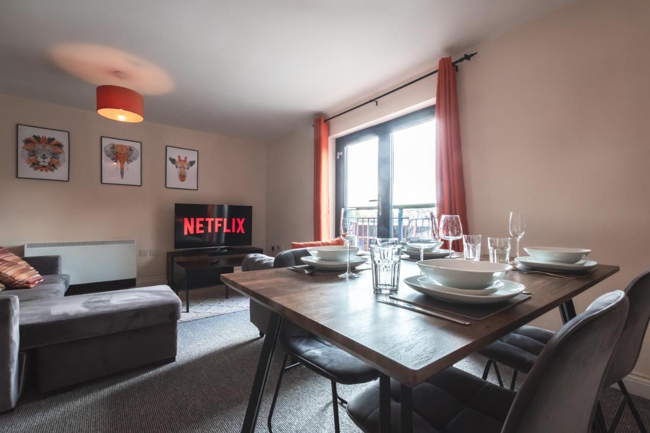Best Price! 2 Bed City Centre - 4 Single Beds Or 2 Super King, Smart Tvs, Sofa Bed & Free Secure Parking Саутгемптон Экстерьер фото