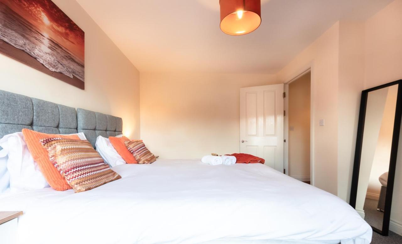 Best Price! 2 Bed City Centre - 4 Single Beds Or 2 Super King, Smart Tvs, Sofa Bed & Free Secure Parking Саутгемптон Экстерьер фото